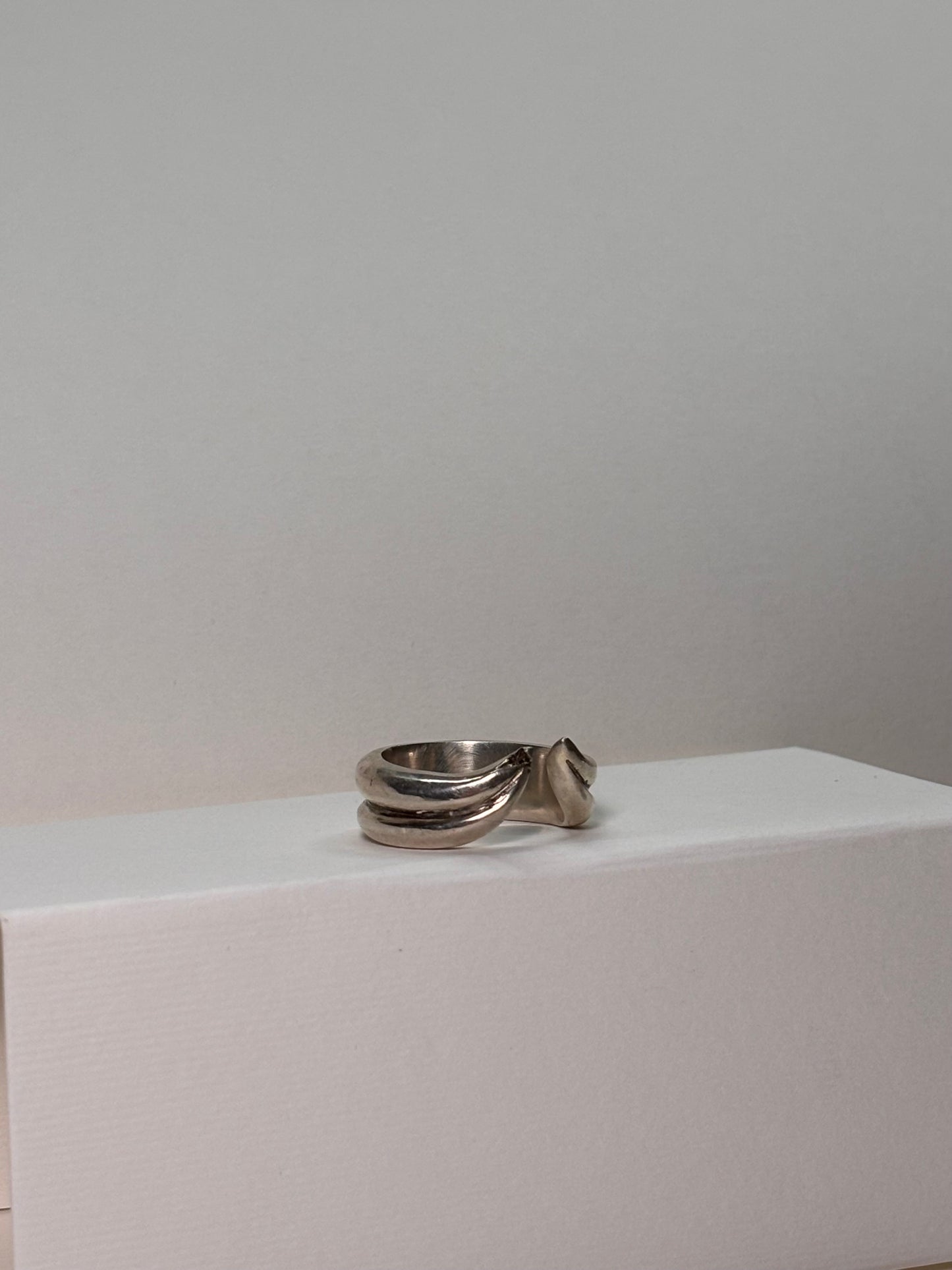 Lamassu ring