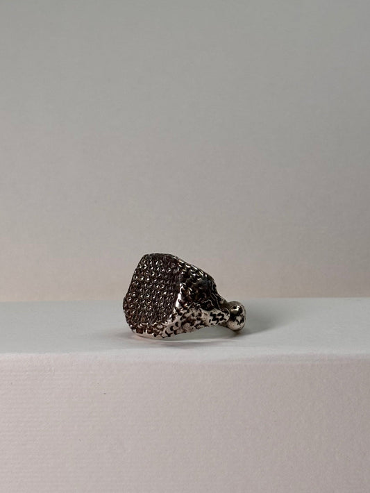 Scale ring